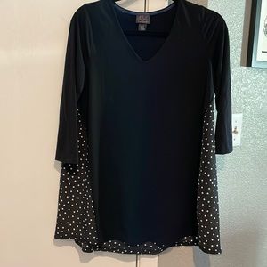 Maternity poka dot flowy top